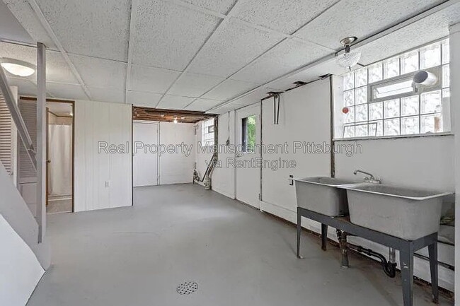 Building Photo - 509 Central Ave