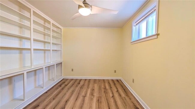 Building Photo - 3446 Monroe Cir