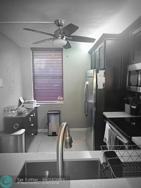 Building Photo - 2659 Carambola Cir N