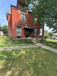 Building Photo - 932 Maple Ave