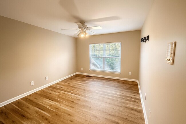 Building Photo - 1082 Bold Forbes Ct