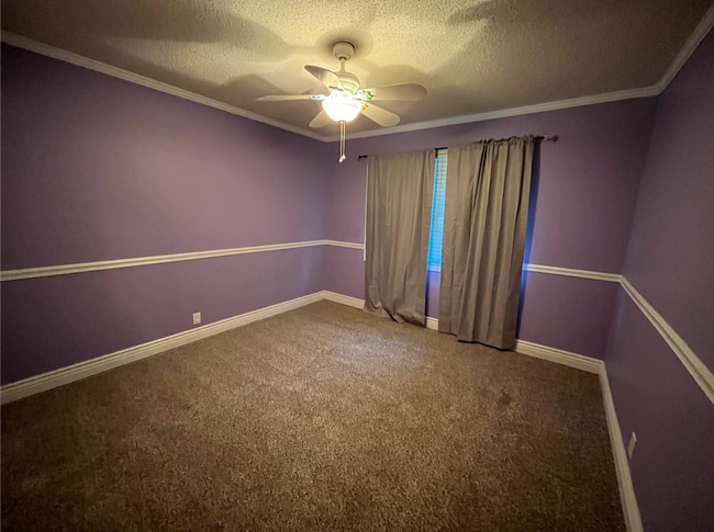 Building Photo - 3BR/2BA Home