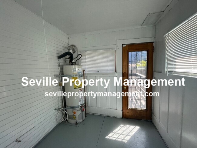 Building Photo - MOVE-IN READY 2+BR House in Prime NOBE neighborhood