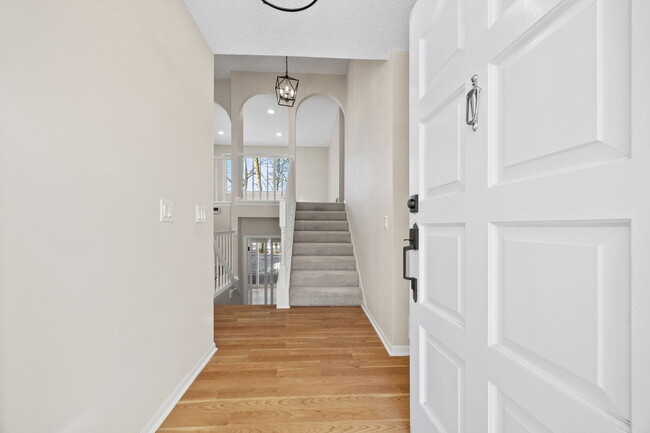 Entry way - 17800 Frommes Cir