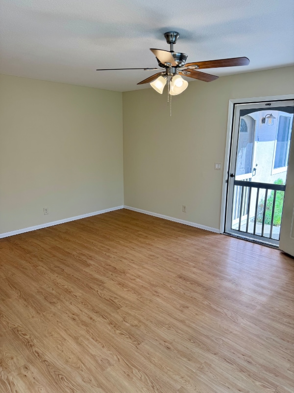 Building Photo - 2233 Canyon Dr
