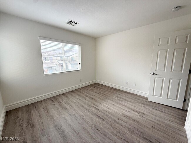 Building Photo - 9748 Waukegan Ave