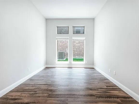 Building Photo - 3705 Barnett Rd