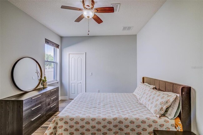 Building Photo - 12715 Moss Park Ridge Dr