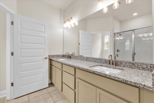 Building Photo - 3687 Sagefield Dr