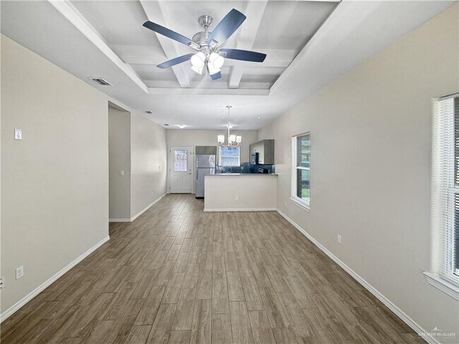 Building Photo - 10 Carlisle Ave