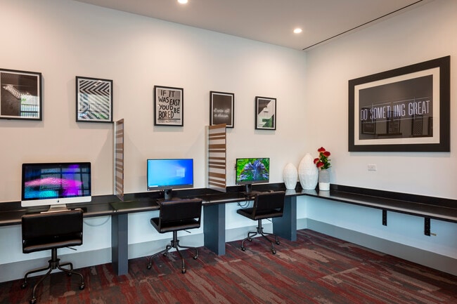 Building Photo - Aspire San Marcos