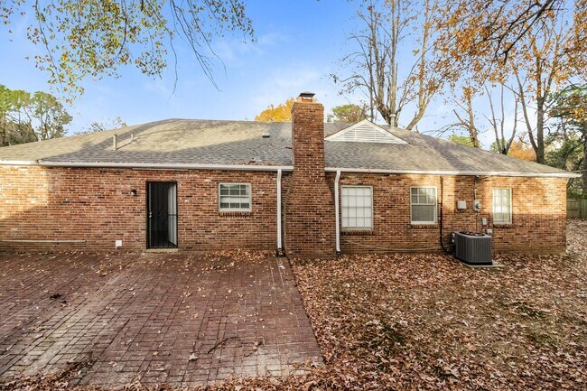 Building Photo - 3621 Mozelle St