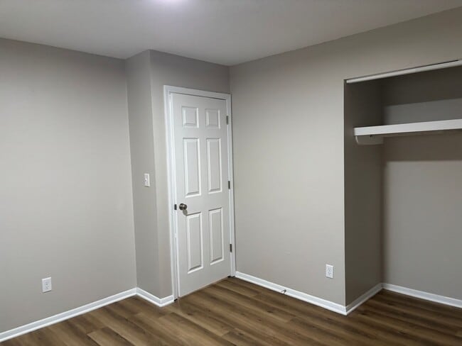 Building Photo - 713 N 6th St