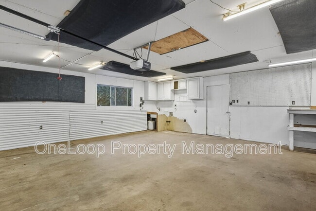 Building Photo - 2823 Polk Rd