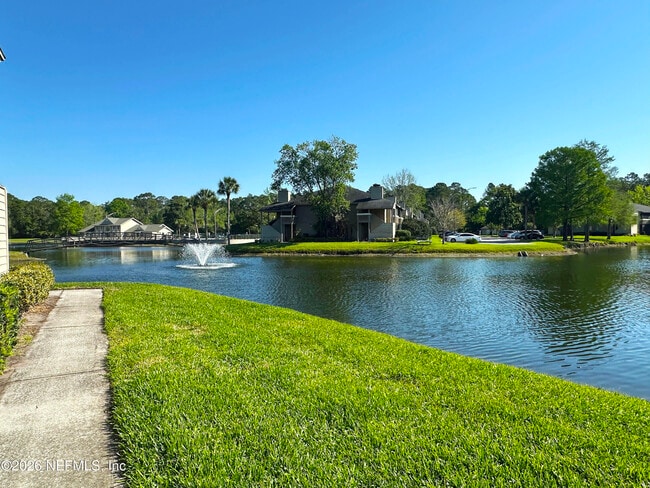 Building Photo - 10200 Belle Rive Blvd