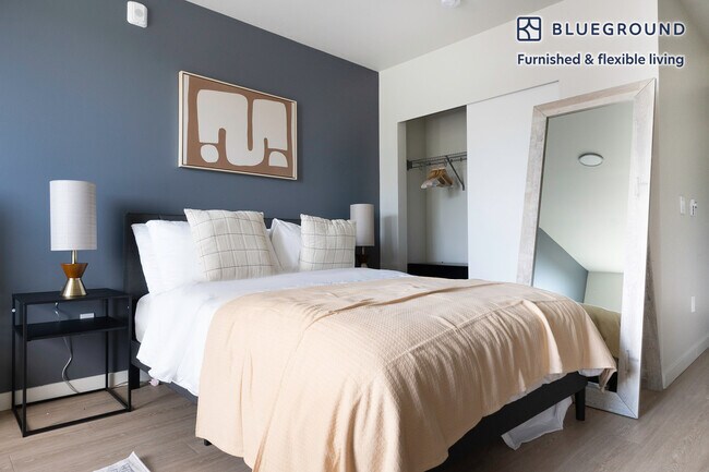 Building Photo - 18004 Midvale Ave N