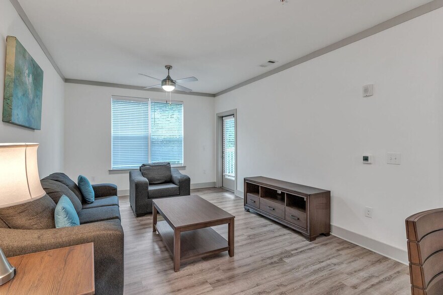 Building Photo - 11614 Vista Terrace Way-SI FL3-ID1612952P