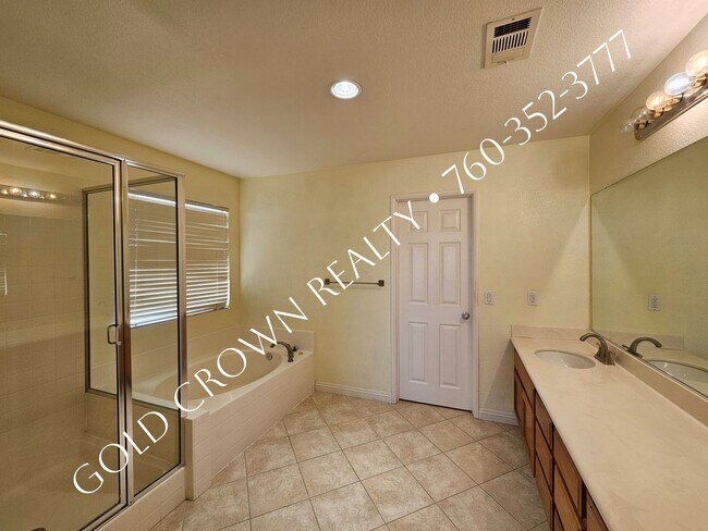 Building Photo - 599 Yucca St