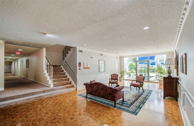 Building Photo - 2700 Bellefontaine St