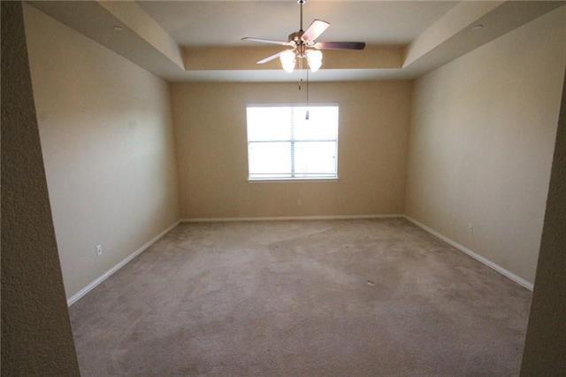 Building Photo - 5404 Mesquite Dr