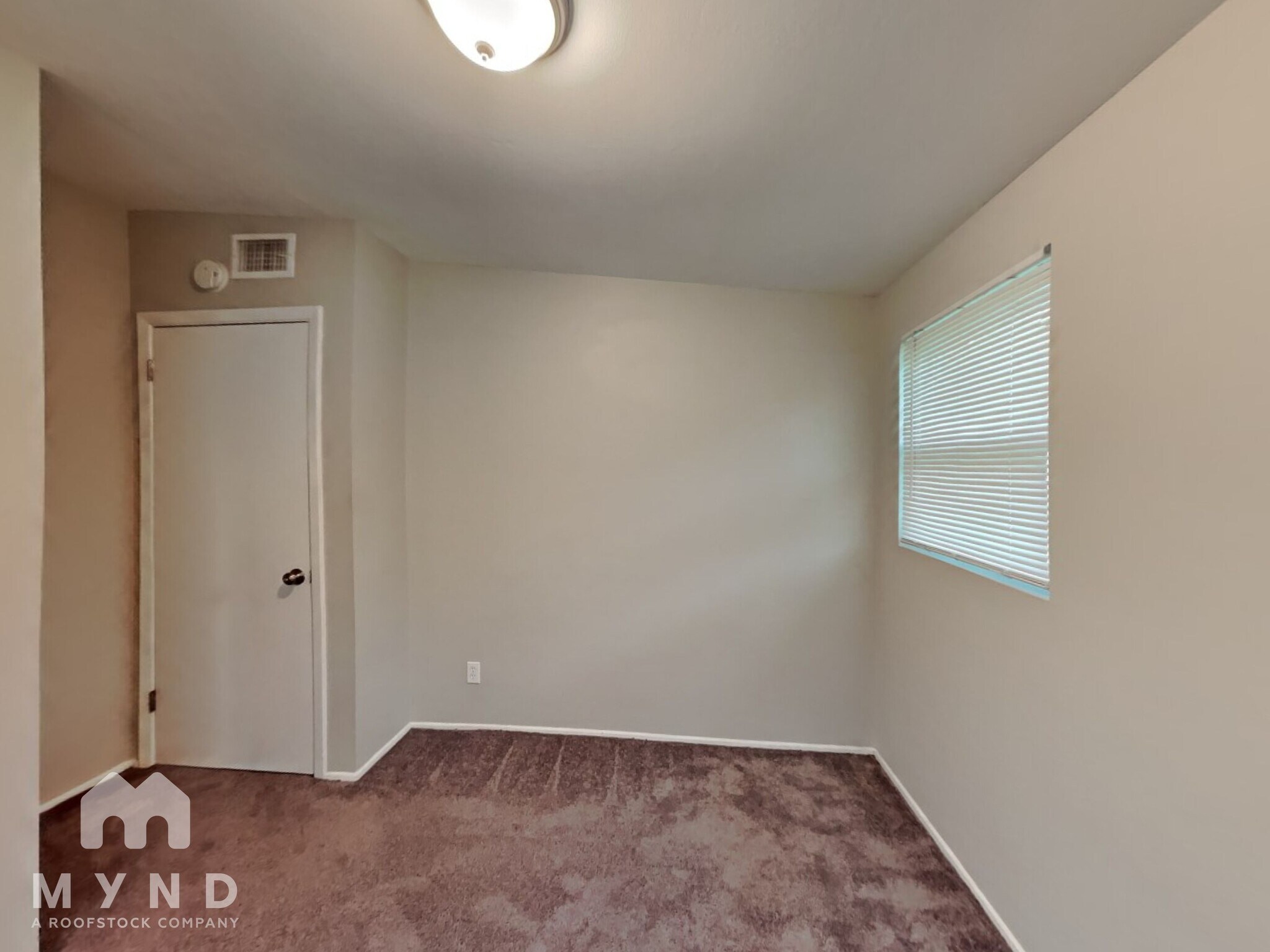 Building Photo - 10520 Monaco Dr