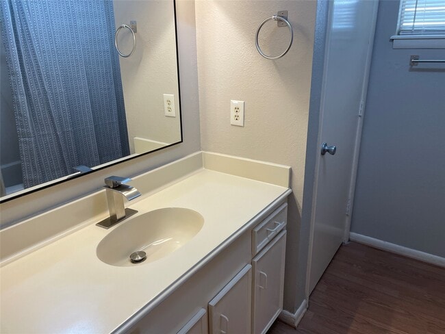 Building Photo - 1511 22nd St