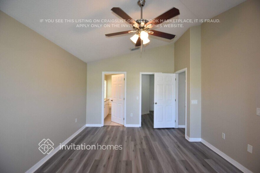 Building Photo - 2726 Bradfordt Dr