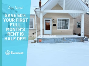 Building Photo - 3 Bed/2 Bath Home with Fenced Yard / Pet-Friendly / Vouchers Accepted / Available Now!