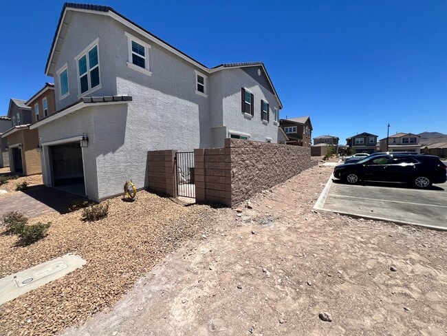 Building Photo - 3545 Via Aurelia Ln