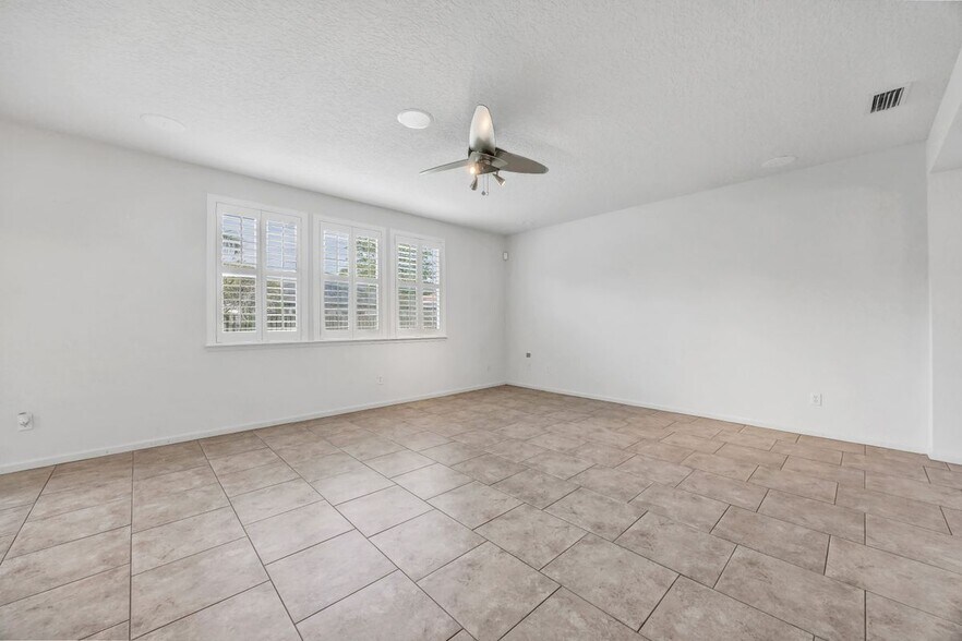 Building Photo - 1457 Heather Ct