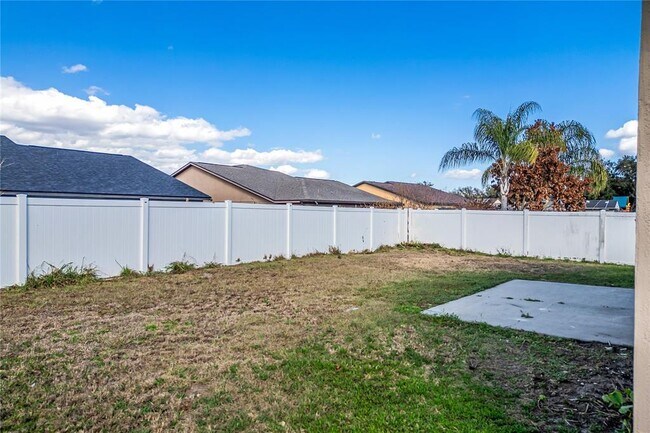 Building Photo - 4655 Doral Park Ave