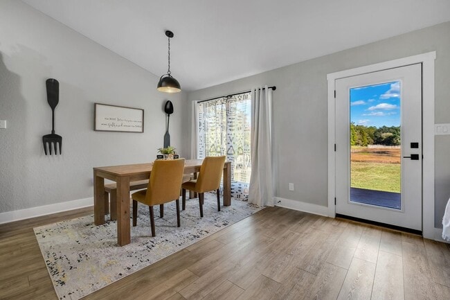 Building Photo - 6605 Donerail Trail