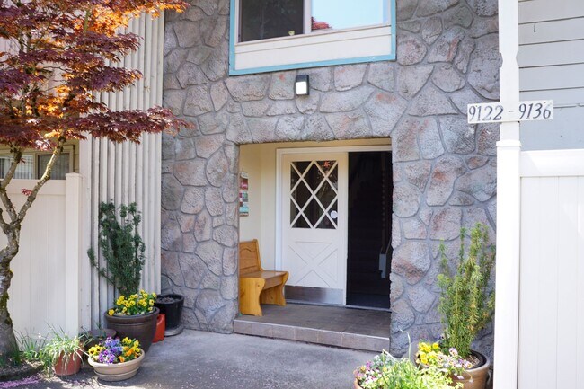 Primary Photo - Garden-Level 2 Bed 2 Bath with Large Patio...