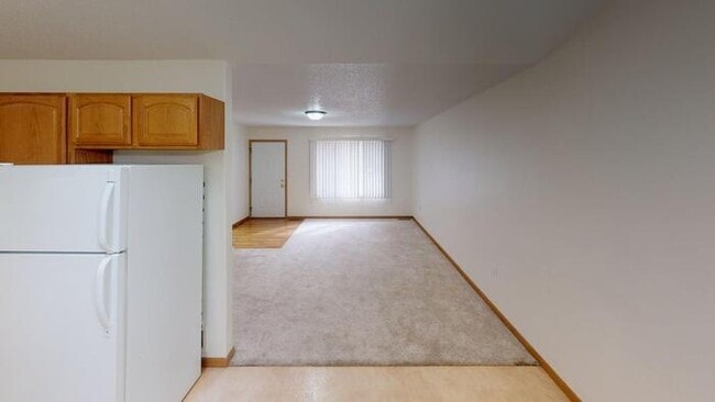 Building Photo - 306 S 13th St