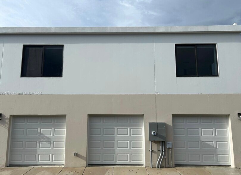 Building Photo - 14624 SW 261st Ter