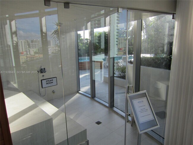 Building Photo - 488 NE 18th St