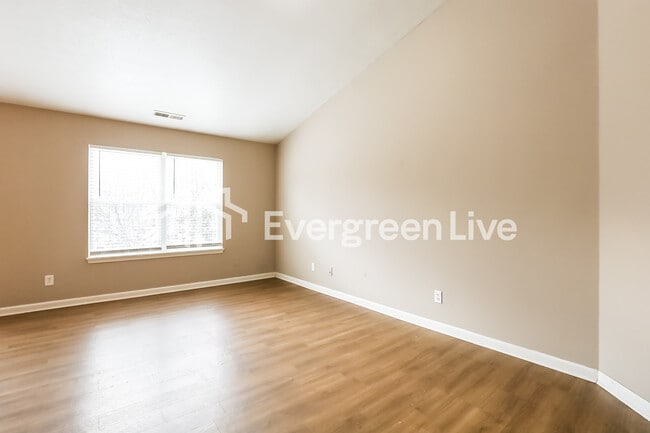 Building Photo - 2017 Lisa Walk Dr