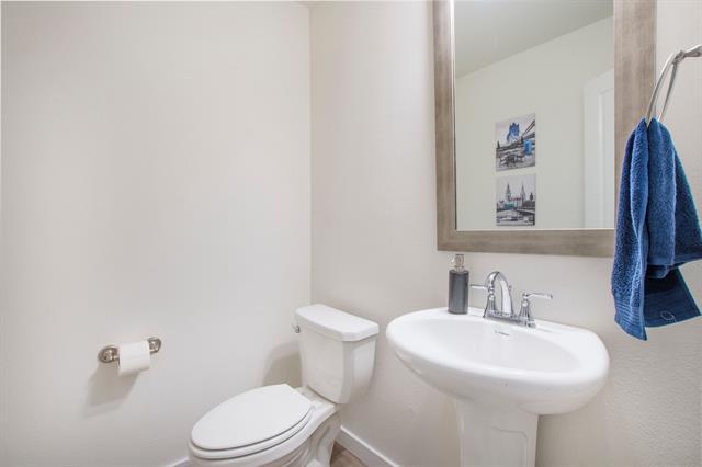 Building Photo - 6429 Northern Dancer Dr