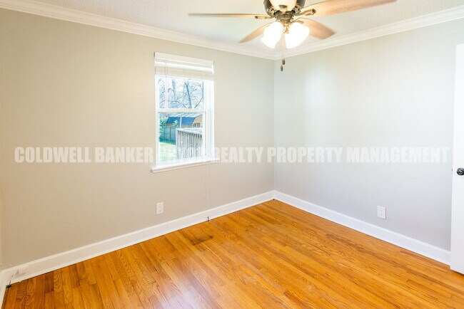 Building Photo - 128 S St Marks Ave