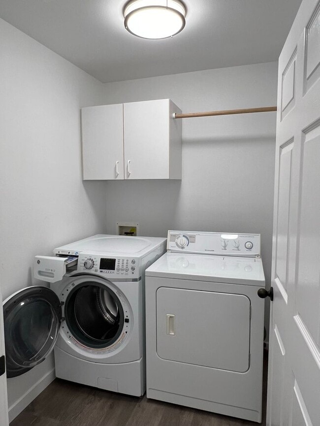 Building Photo - Beautiful 3 bed 2 bath home in the Haven Cove Subd just off Cherry Ln and N Ten Mile Rd