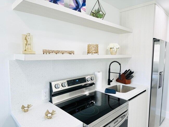 Building Photo - 2316 Freedom St