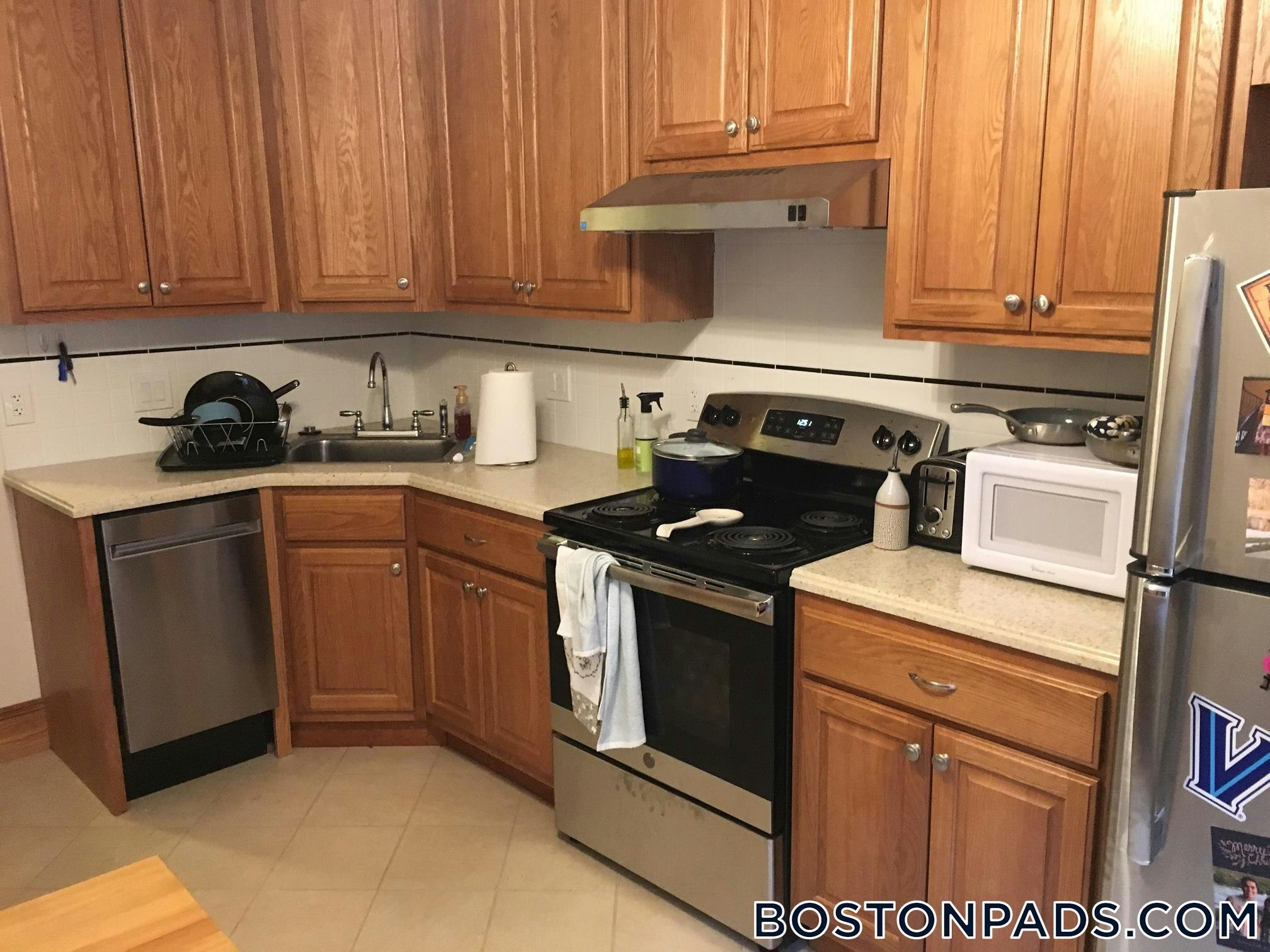 Building Photo - 46 Garden St