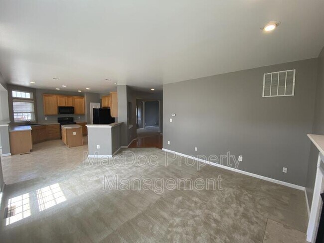 Building Photo - 5619 Joshua Tree Cir