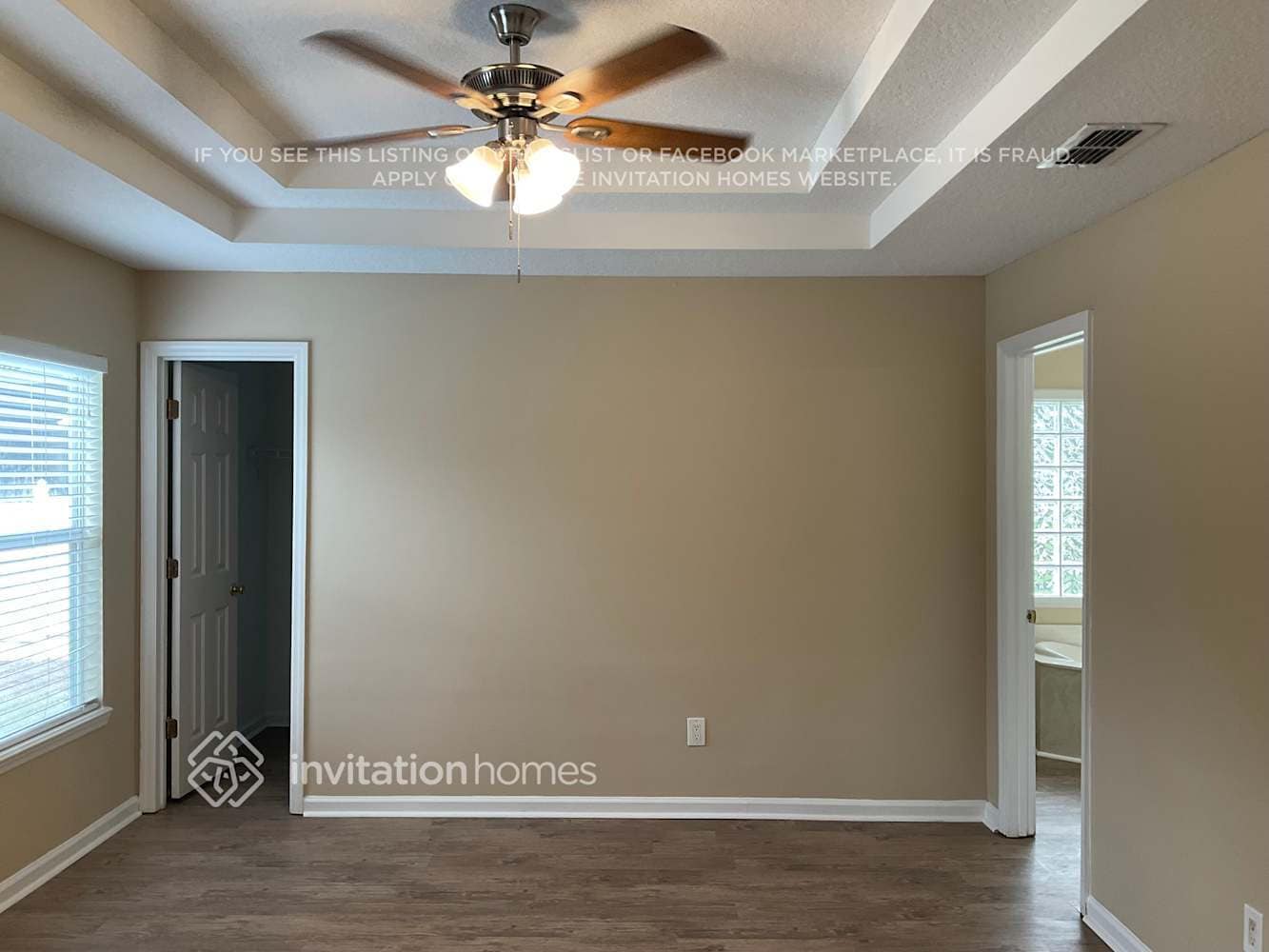 Building Photo - 204 Hidden Lake Dr