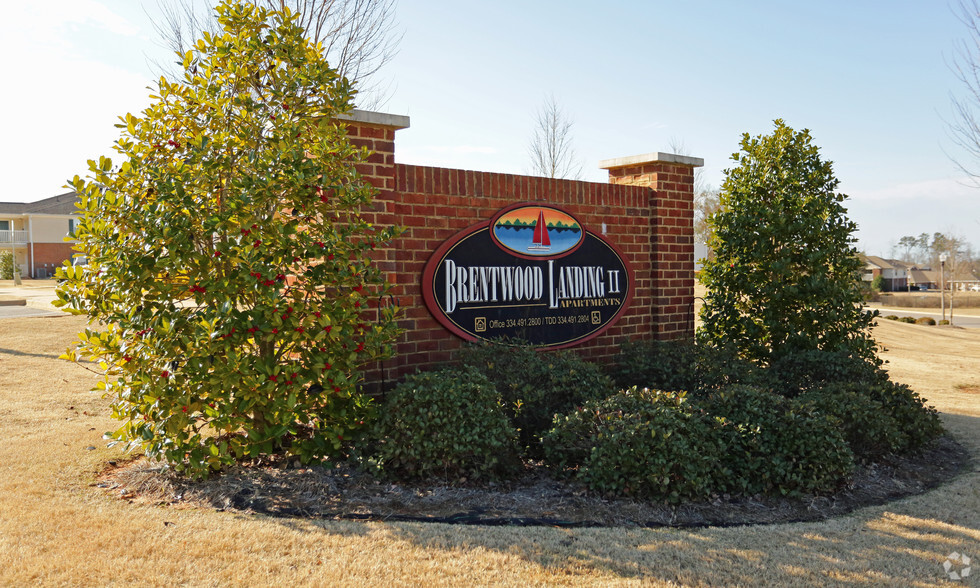 Primary Photo - Brentwood Landing