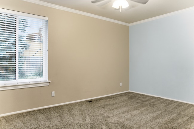 Building Photo - 1630 Plata Way