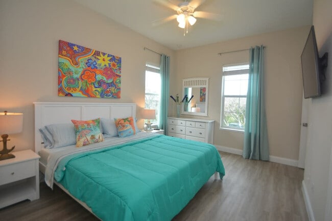 Building Photo - 36 Moody Dr