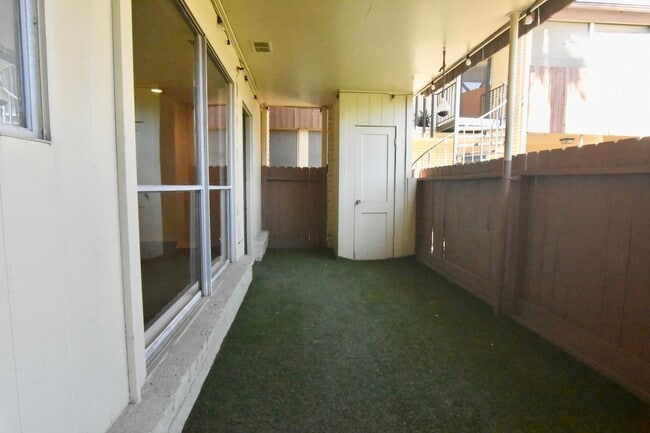 Building Photo - 7714 Renwick Dr