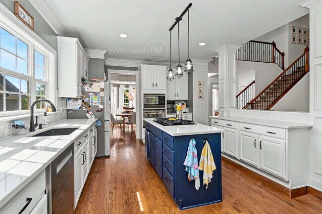 Building Photo - The Finest Furnished Upscale Executive Home, an Exquisite Luxury Rental, in Tega Cay for the Disc...