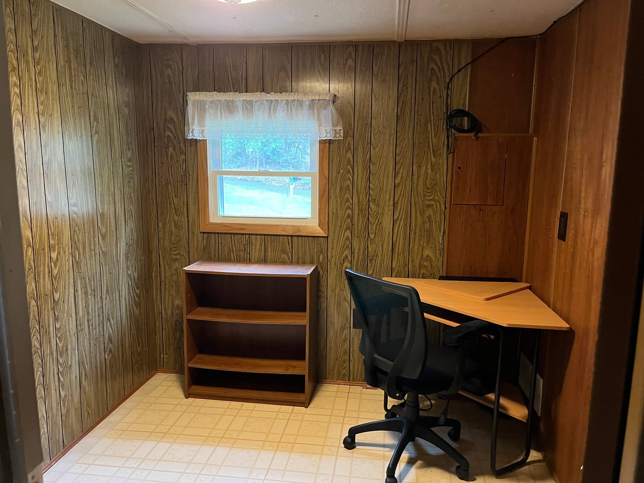 Extra smaller room - 103 May St